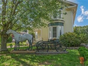 57 Elm St in Vernon, CT - Building Photo - Building Photo