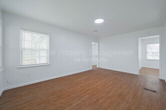 3704 SW 40th Pl in Oklahoma City, OK - Building Photo - Building Photo