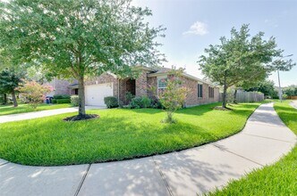 3302 Legends Landing Dr in Spring, TX - Building Photo - Building Photo