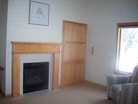 5225 W Anita St in Appleton, WI - Building Photo