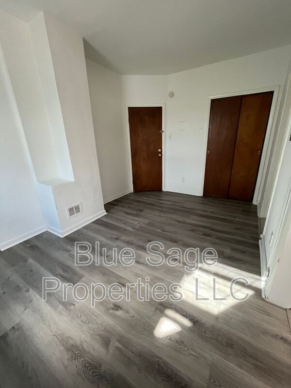 203 Clifton Ave in Collingdale, PA - Building Photo - Building Photo