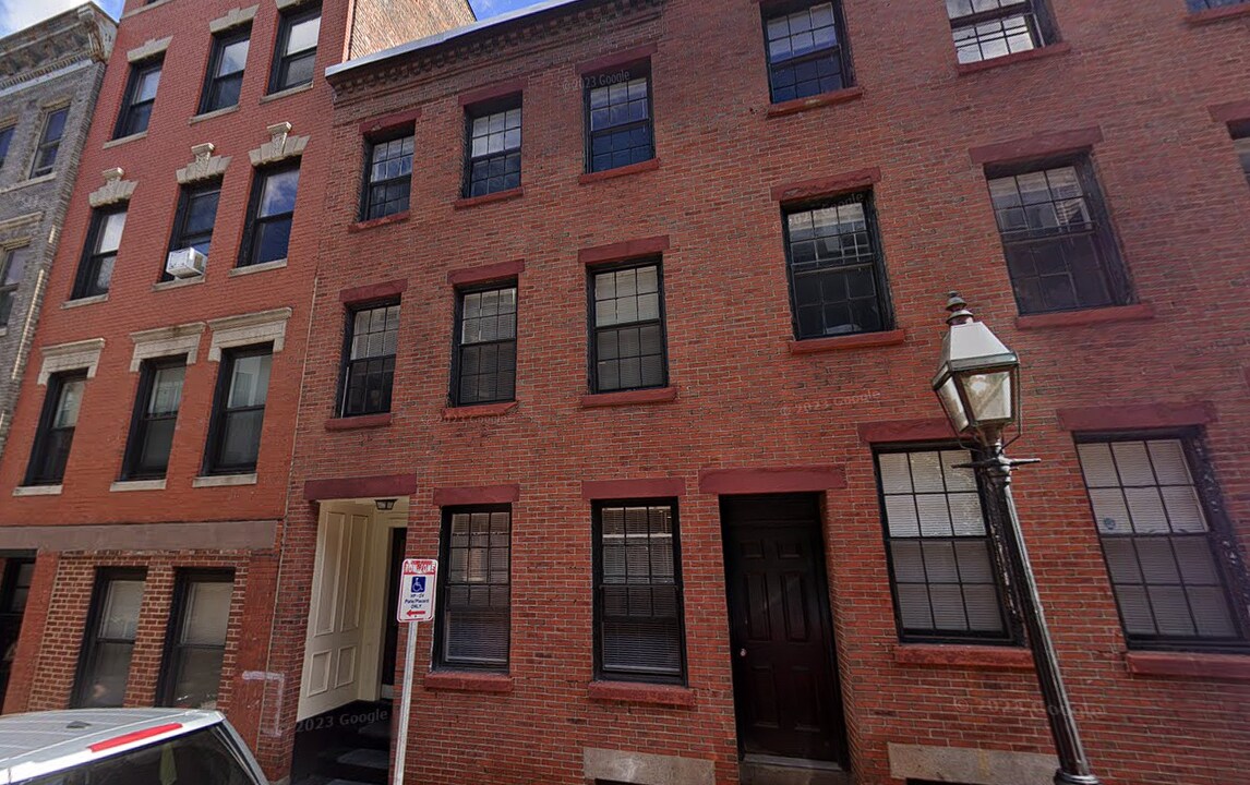 61 Joy St, Unit 3 in Boston, MA - Building Photo