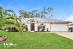 11 Ryker Ln in Palm Coast, FL - Building Photo