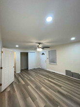 100 Hodges Manor Rd-Unit -Unit B in Portsmouth, VA - Building Photo - Building Photo