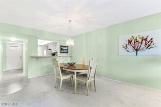 3150 Binnacle Dr in Naples, FL - Building Photo - Building Photo