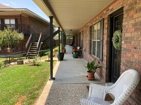 112 Hillside Dr, Unit 50