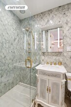 234 E 14th St in New York, NY - Building Photo - Building Photo