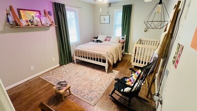 2060 Rockstone Ln in New Brighton, MN - Foto de edificio - Building Photo