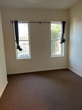 2634 N Charles St, Unit 2 in Baltimore, MD - Foto de edificio - Building Photo