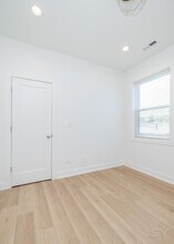 6050 S Eberhart Ave in Chicago, IL - Building Photo - Building Photo