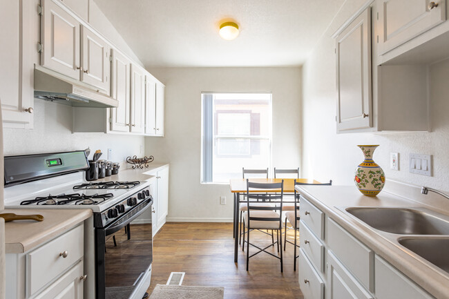 Millpond Village Apartments in Flagstaff, AZ - Foto de edificio - Interior Photo