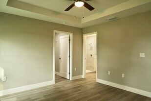 15 Malauka Pass Way in Ocklawaha, FL - Building Photo