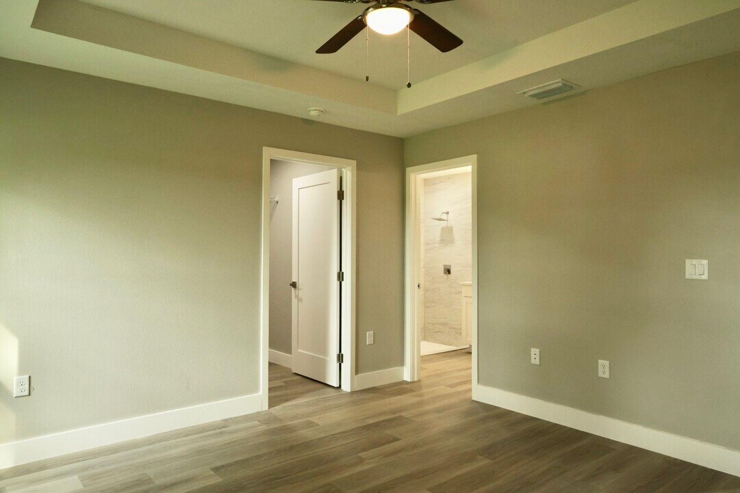 15 Malauka Pass Way in Ocklawaha, FL - Building Photo