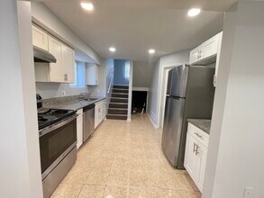 508 Bloomfield Ave in Pontiac, MI - Building Photo - Building Photo