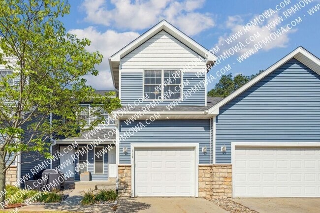 property at 513 E 4th St