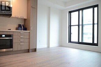 20 Soudan Ave in Toronto, ON - Building Photo - Building Photo