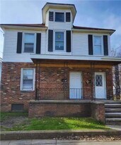 149 River St in Rome, NY - Building Photo