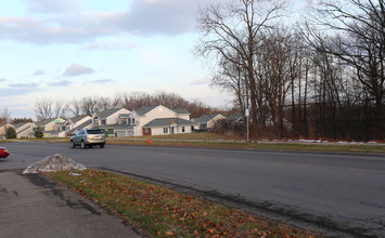 Nott’s Landing West in Schenectady, NY - Building Photo - Building Photo