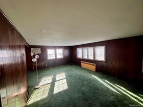 463 Duryea Ave in Uniondale, NY - Building Photo - Building Photo