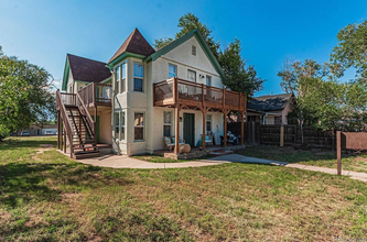 910 Sahwatch St in Colorado Springs, CO - Building Photo - Building Photo