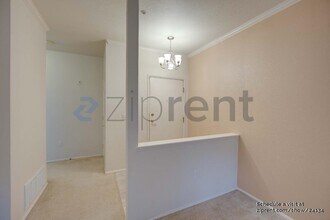 25235 SE Klahanie Blvd in Issaquah, WA - Building Photo - Building Photo