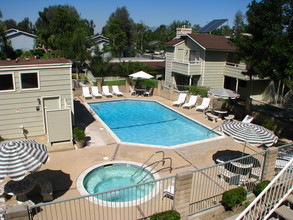 Crown Point Apartments in West Covina, CA - Building Photo - Building Photo
