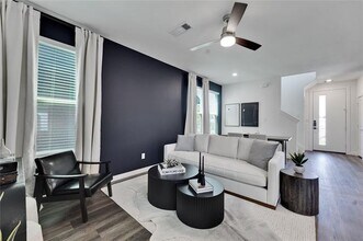 3949 Bernese Dr in McKinney, TX - Foto de edificio - Building Photo