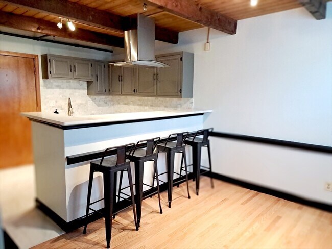 property at 102 Wharf St