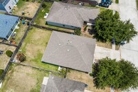 21219 Rezanof Rd in Humble, TX - Building Photo - Building Photo