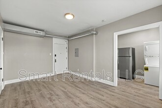 4523 Gravois Ave in St. Louis, MO - Foto de edificio - Building Photo