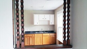 1864 Seneca St, Unit 2 in Buffalo, NY - Building Photo