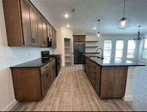 1331 Ari Ave in Centerton, AR - Building Photo - Building Photo