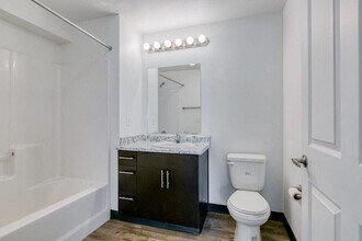 Roseland Apartments in Portland, OR - Building Photo - Building Photo