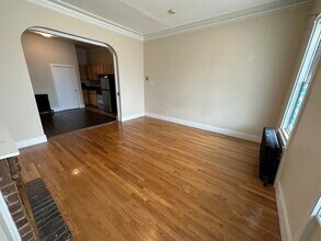375 Dorchester St, Unit 1 in Boston, MA - Building Photo - Building Photo