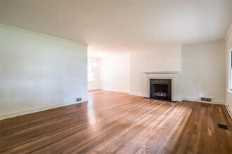 432 Collier Rd NW in Atlanta, GA - Building Photo - Building Photo