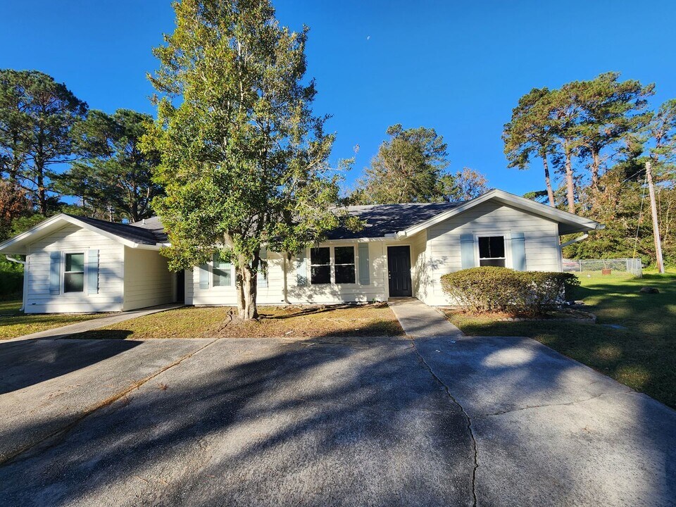 9605 Lehigh Ave-Unit -B in Savannah, GA - Building Photo