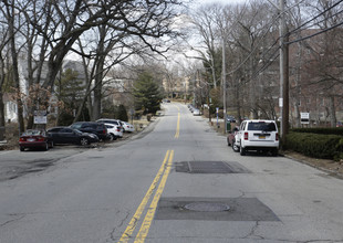 1160 Midland Ave in Bronxville, NY - Building Photo - Building Photo