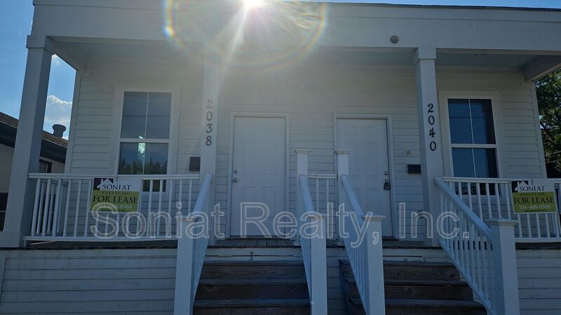 2038 St Anthony St in New Orleans, LA - Building Photo
