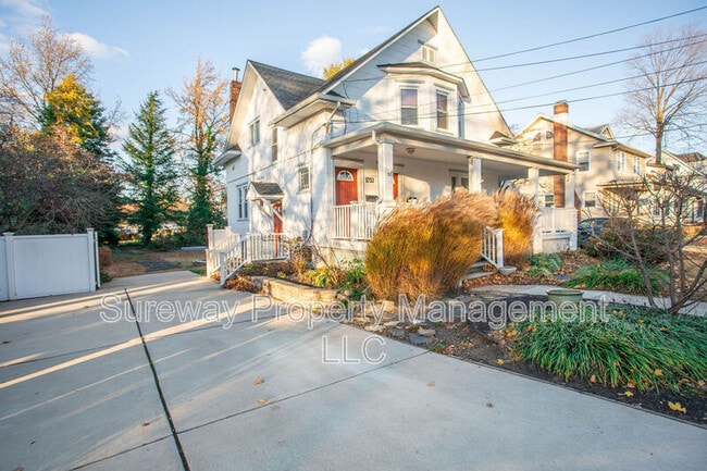 5753 Rogers Ave in Pennsauken, NJ - Building Photo - Building Photo