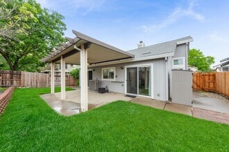 3740 Deer Walk Way in Antelope, CA - Building Photo - Building Photo