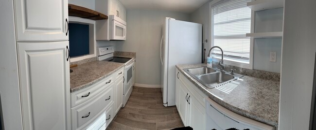 property at 2550 SE 15th Ave