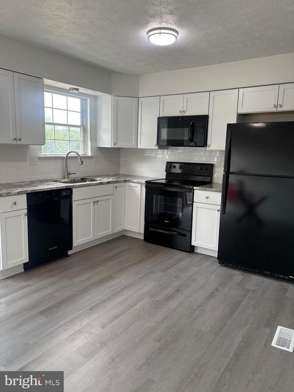 838 Insley Cir in Frederick, MD - Building Photo - Building Photo