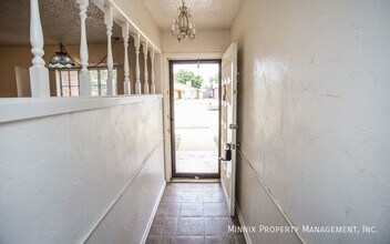 2325 81st St in Lubbock, TX - Foto de edificio - Building Photo