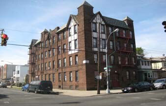 5122 Snyder Ave in Brooklyn, NY - Foto de edificio