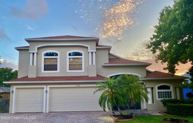 property at 3582 Tipperary Dr