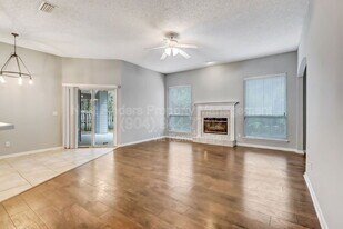 4613 W Catbrier Ct in Jacksonville, FL - Building Photo