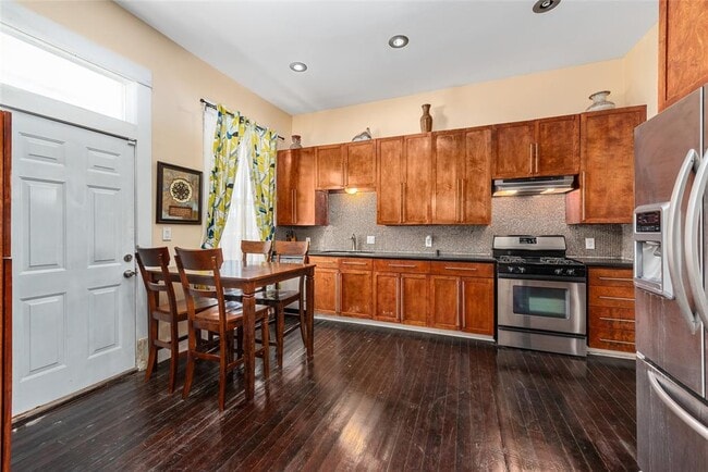 property at 2111 26th St