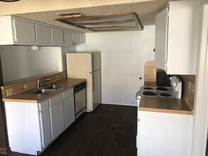 9609 Aberdeen Way in Austin, TX - Building Photo - Building Photo