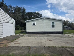 470 Hilltop Ct in DeLand, FL - Building Photo - Building Photo