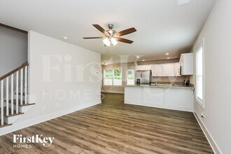 6955 Overton Cir, Unit 0523 in Cumming, GA - Foto de edificio - Building Photo